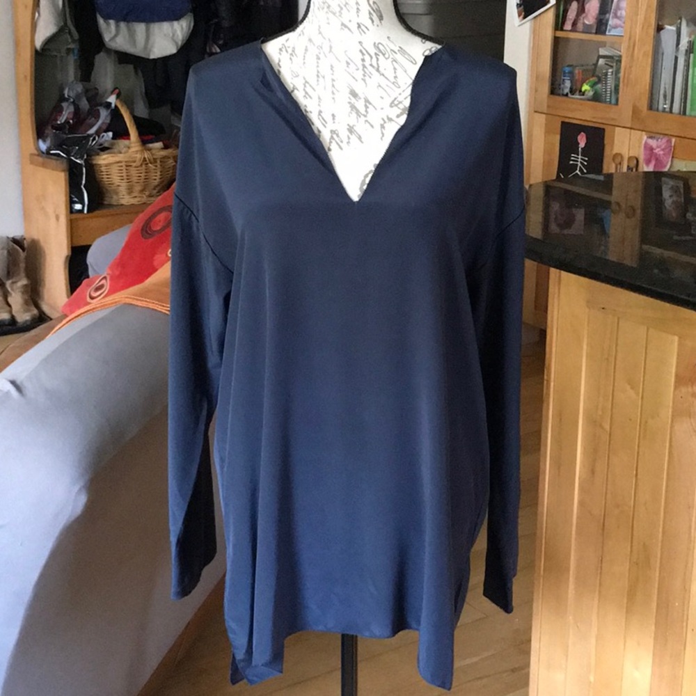 Beautiful Vince Navy Blue Silk Tunic S